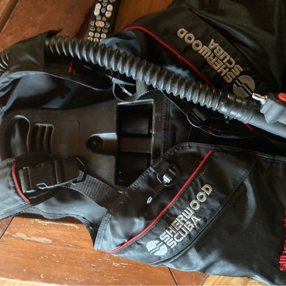 Sherwood scuba BCD - Picture 4 of 4